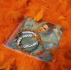 Taylor Swift TLOAS CD w/3 Friendship Bracelets